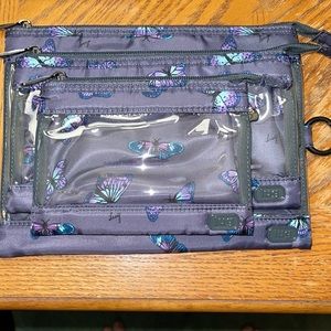 NWOT Lug Butterfly Grey envelopes💜